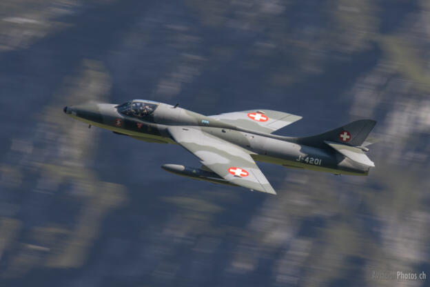 Hawker Hunter T.68