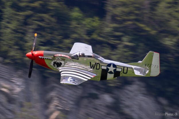 North American P - 51D Mustang 