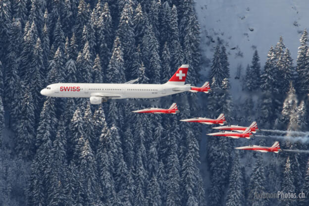 Patrouille Suisse & Swiss A-321, Lauberhorn 2016