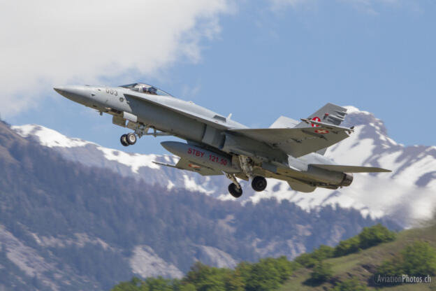 Mc Donnell Douglas F/A-18C 