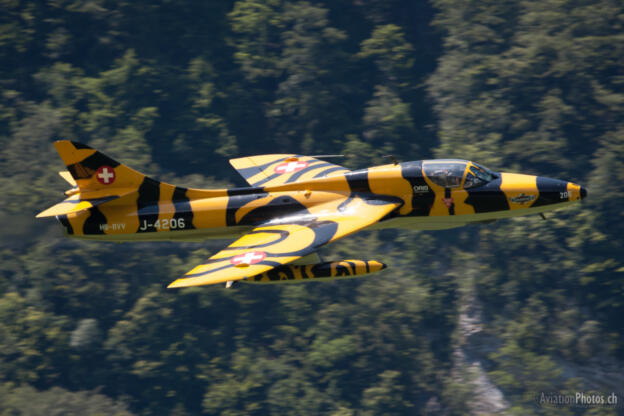 Hawker Hunter T68 