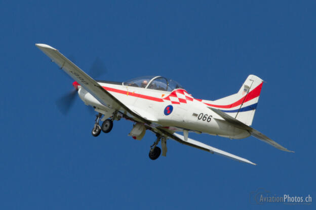 Pilatus PC-9