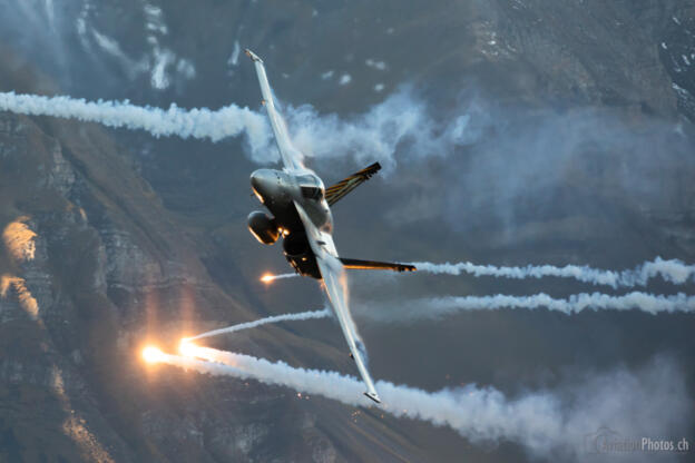 Mc Donnell Douglas F/A-18C Hornet