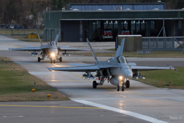 Mc Donnell Douglas F/A-18C Hornet