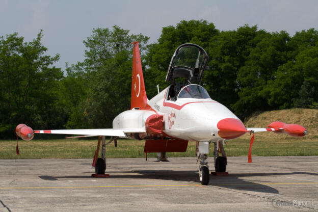 Canadair NF-5A (CL-226)