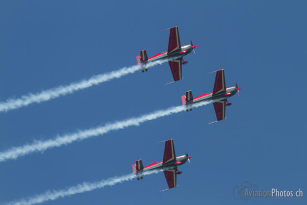 Extra 300-L