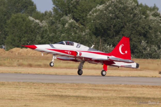 Northrop NF-5A-2000 