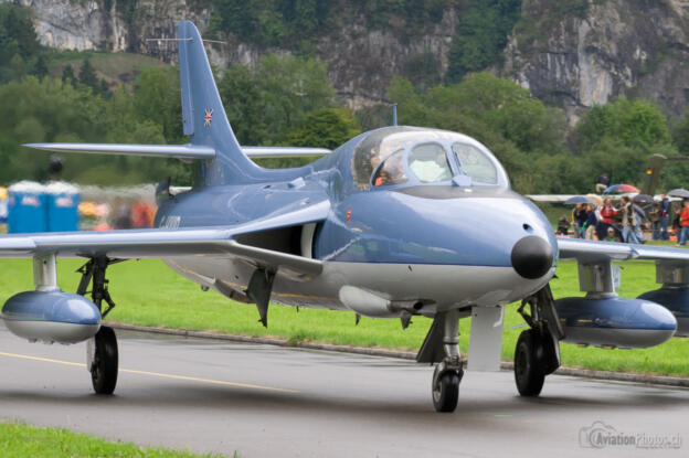 Hawker Hunter T68