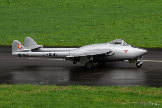 F+W Emmen Vampire FB6 (DH-100)