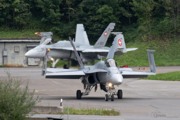 McDonnell Douglas F/A-18C Hornet