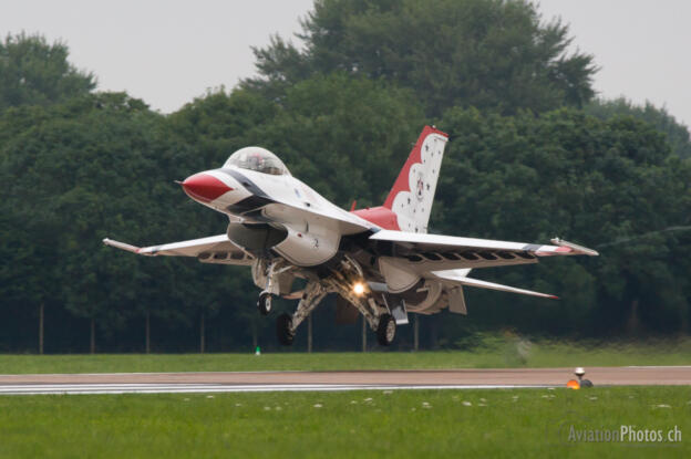 Lockheed F-16CJ Fighting Falcon