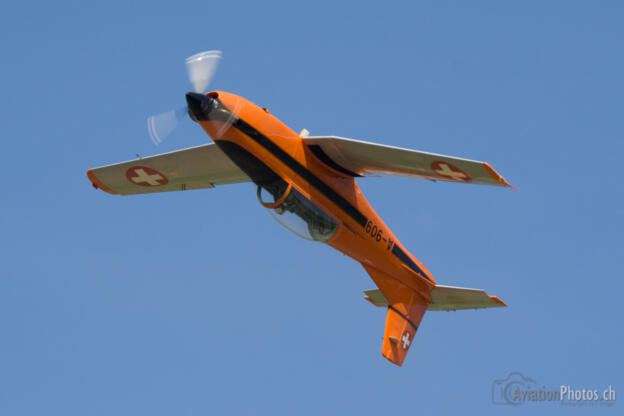 Pilatus PC-7