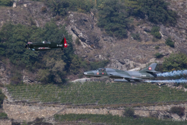 Hawker Hunter T Mk68 & Morane-Saulnier MS.406