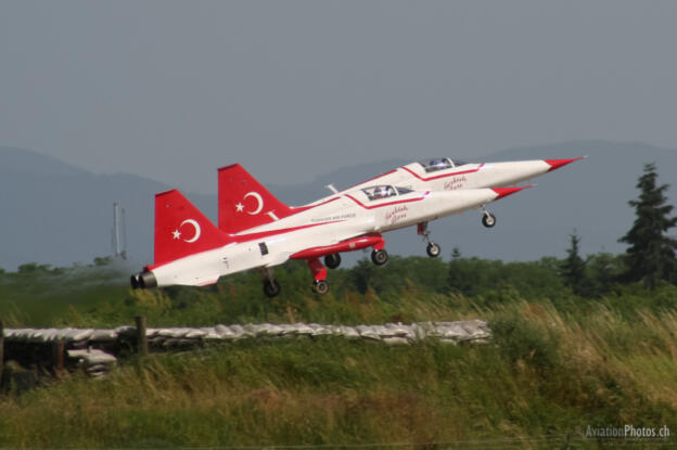 Canadair NF-5A (CL-226)