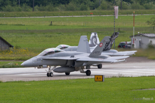 Mc Donnell Douglas F/A-18D 