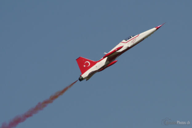 Canadair NF-5A (CL-226)
