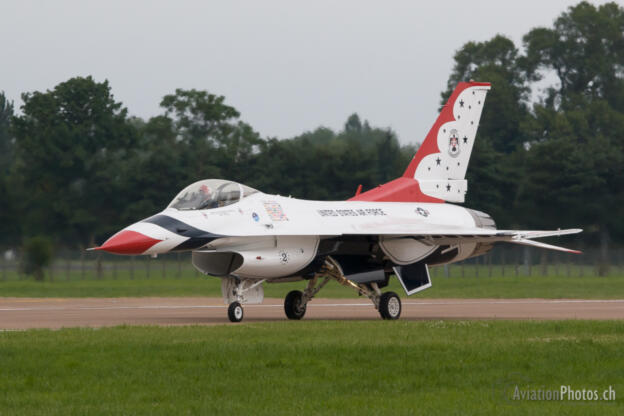 Lockheed F-16CJ Fighting Falcon