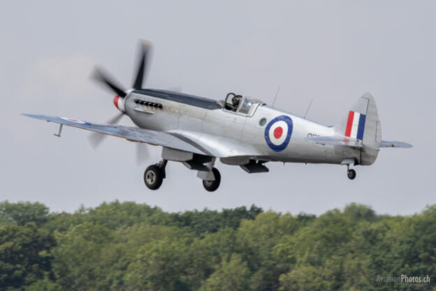 Supermarine Spitfire PR.19