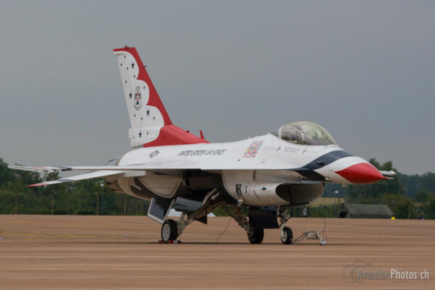 Lockheed F-16CJ Fighting Falcon