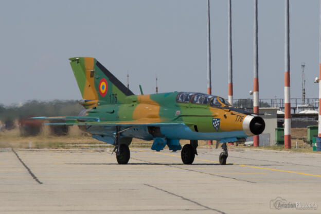 Mikoyan-Gurevich MiG-21UM Lancer B 