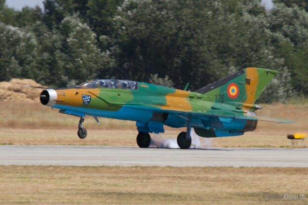 Mikoyan-Gurevich MiG-21UM Lancer B 