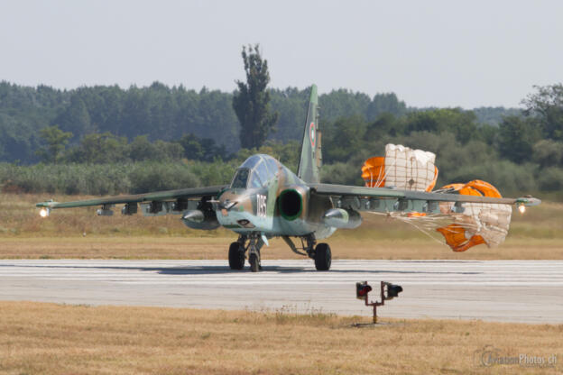 Sukhoi Su-25UBK 