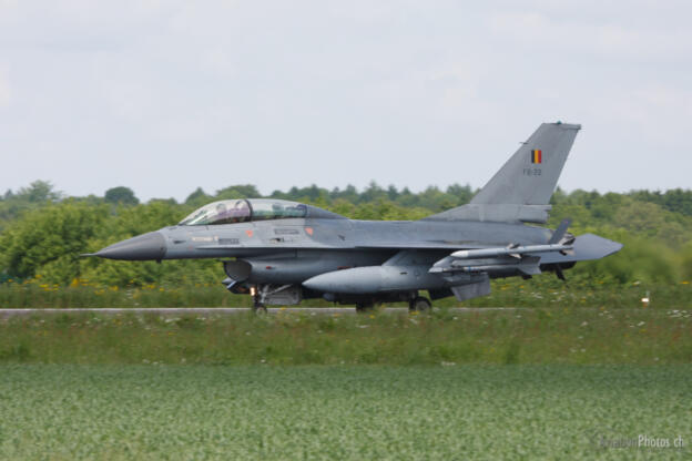 Lockheed F-16 