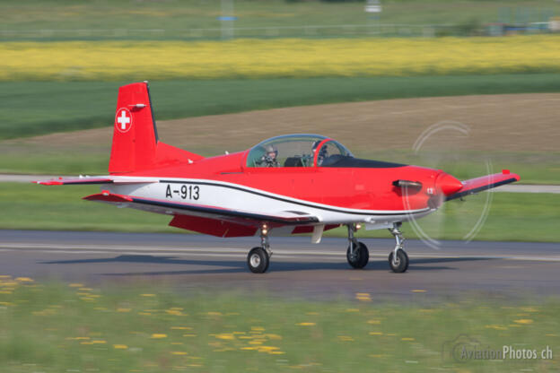 Pilatus PC-7