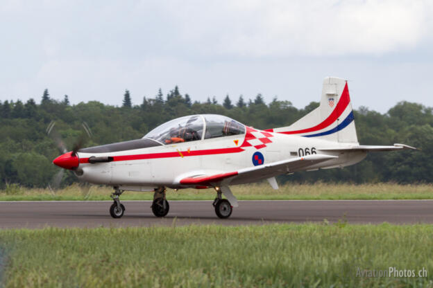 Pilatus PC-9