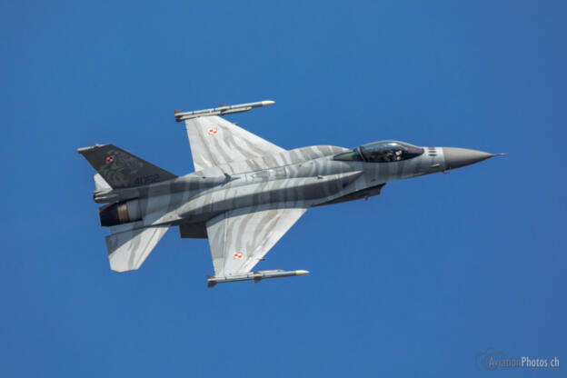 Lockheed Martin F-16CJ Fighting Falcon 