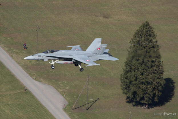 Mc Donnell Douglas F/A-18C Hornet