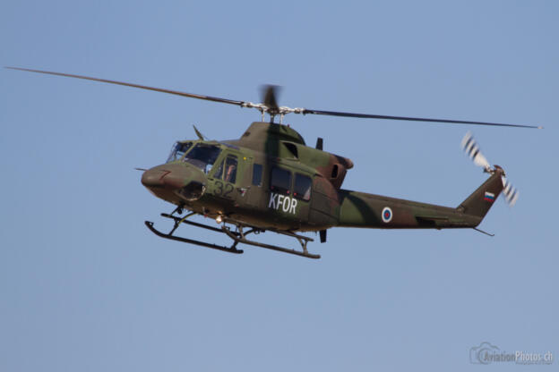 Bell 412HP 