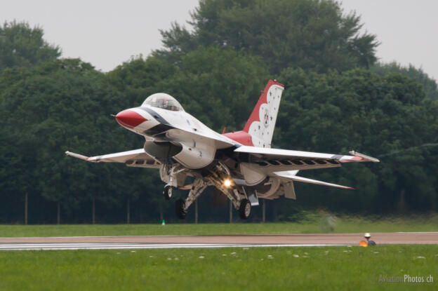 Lockheed F-16CJ Fighting Falcon